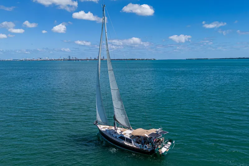 Safe Haven Yacht Photos Pics 