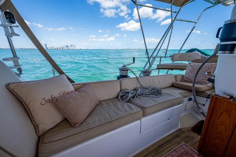 Safe Haven Yacht Photos Pics 