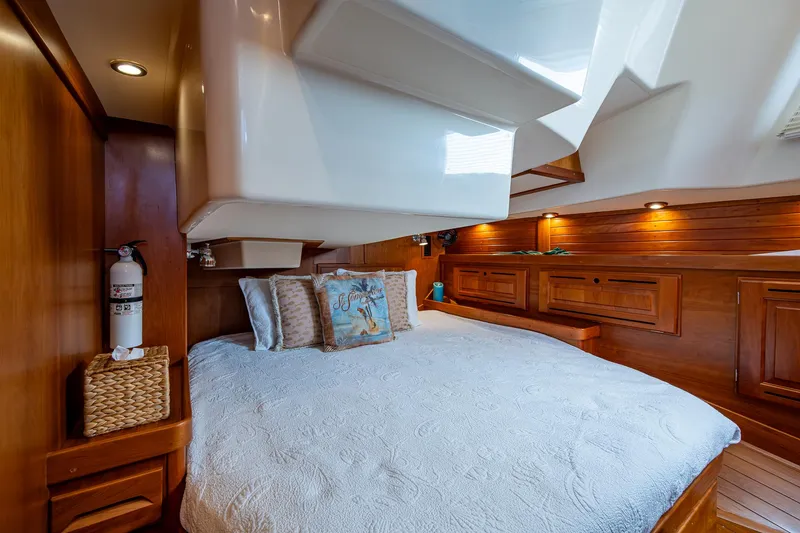 Safe Haven Yacht Photos Pics 