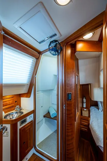 Safe Haven Yacht Photos Pics 