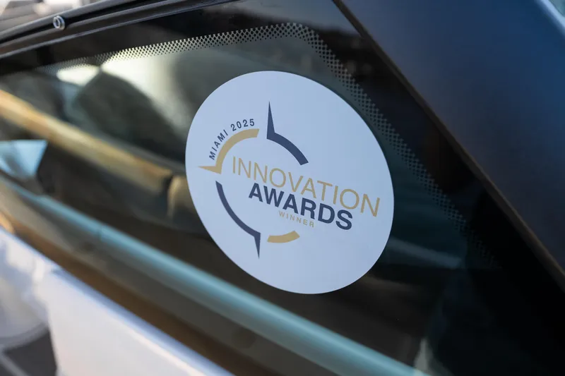  Yacht Photos Pics Sticker on Monterey Elite 30 OB, 2026 model, showcasing Miami 2025 Innovation Awards winner.