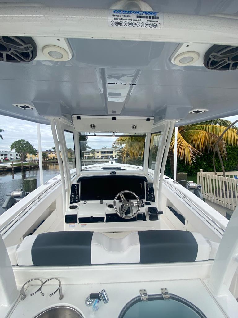 2023 Robalo R302 Center Console Center Console for sale - YachtWorld