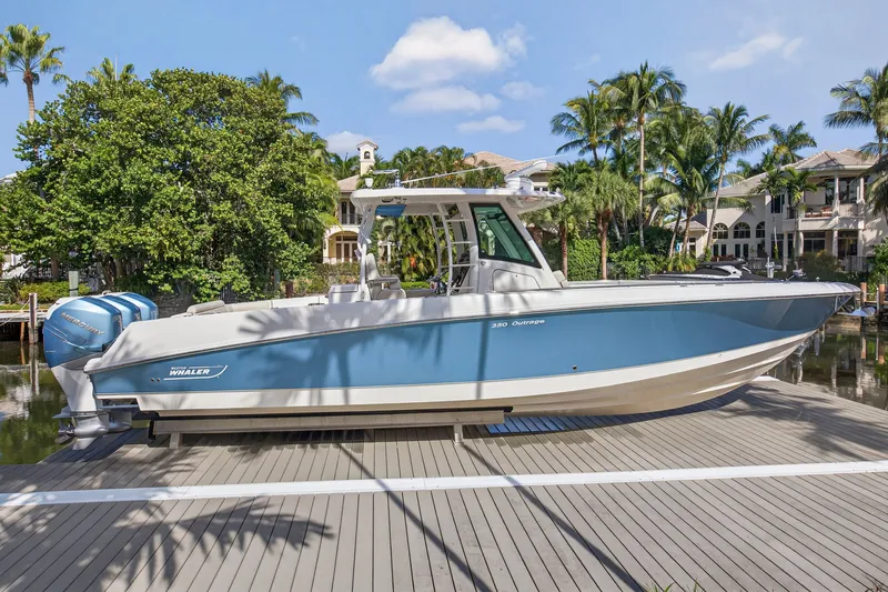 Landslide Yacht Photos Pics 