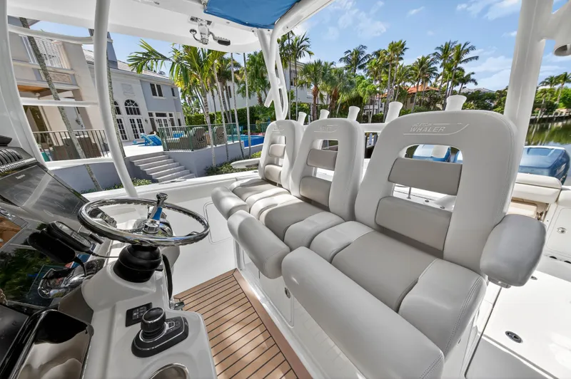 Landslide Yacht Photos Pics 