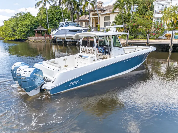 Landslide Yacht Photos Pics 