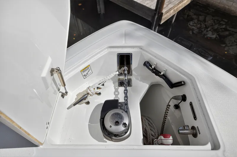 Landslide Yacht Photos Pics 