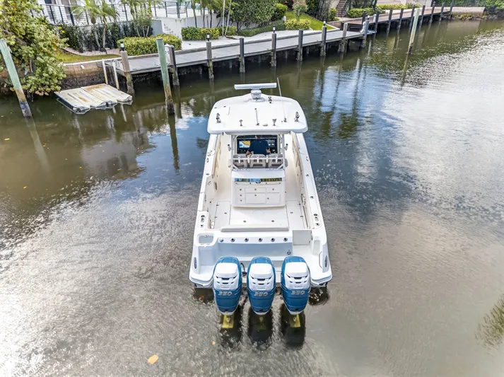 Landslide Yacht Photos Pics 