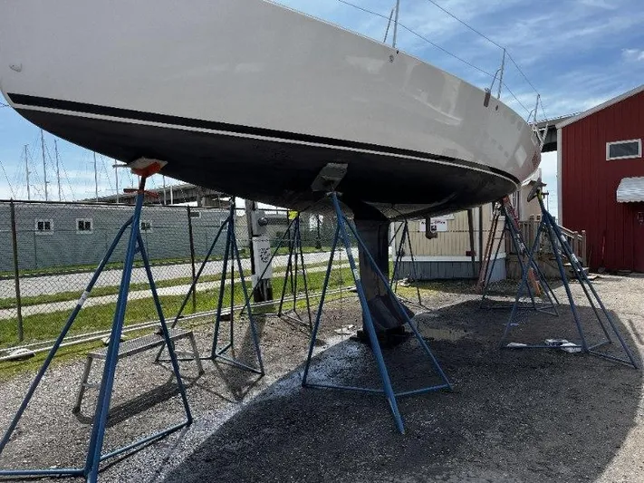 Bantam Yacht Photos Pics 