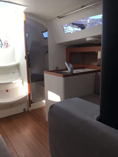 Bantam Yacht Photos Pics 