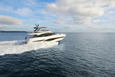 Yacht