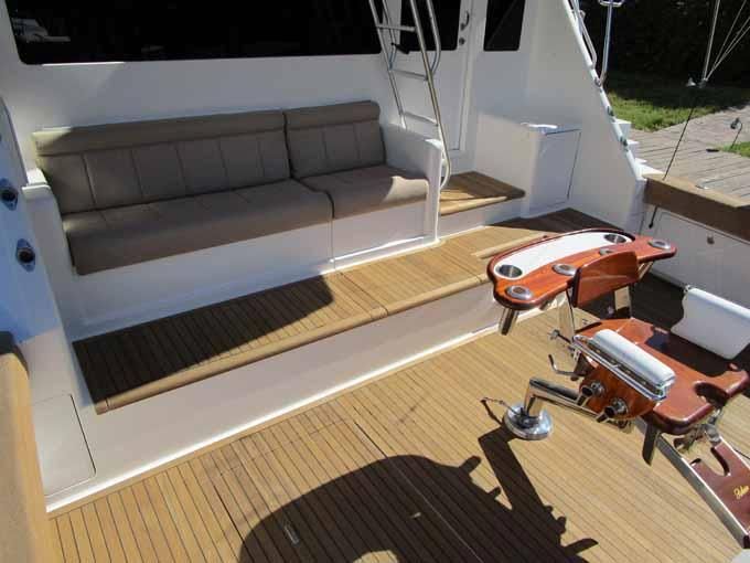 2007 Viking Enclosed Flybridge