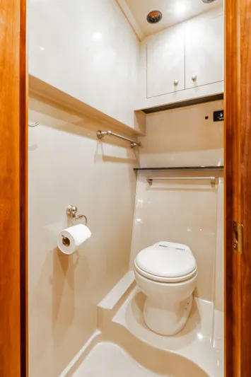 Escape Yacht Photos Pics 