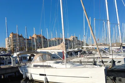 2017 Dufour 310 Grand Large