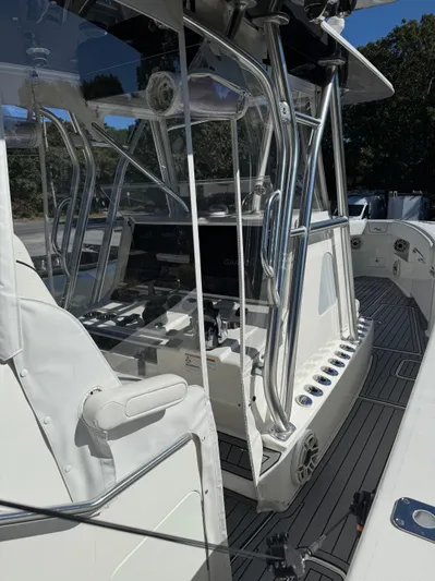 Remote Work Yacht Photos Pics 