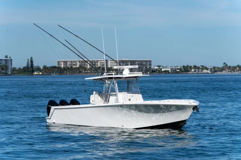 Remote Work Yacht Photos Pics 2021 SeaVee 370z boat on calm water.