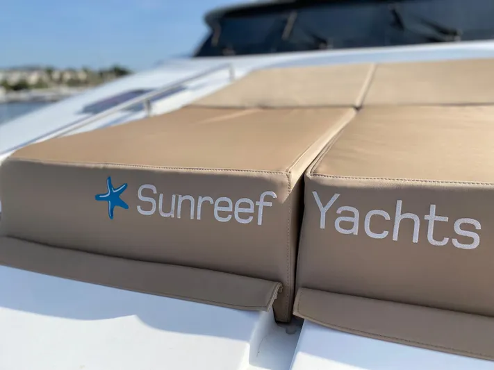 Clouds Yacht Photos Pics Sunreef Power 70 яхтинг2000