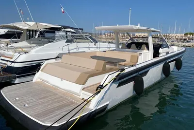 2022 Windy SR44 Blackhawk