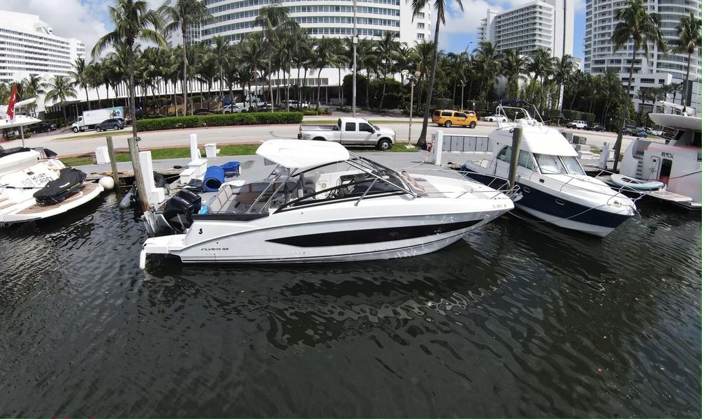 2020 Beneteau Flyer 32