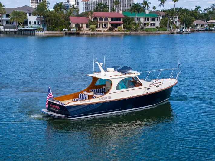 Ginna Yacht Photos Pics 
