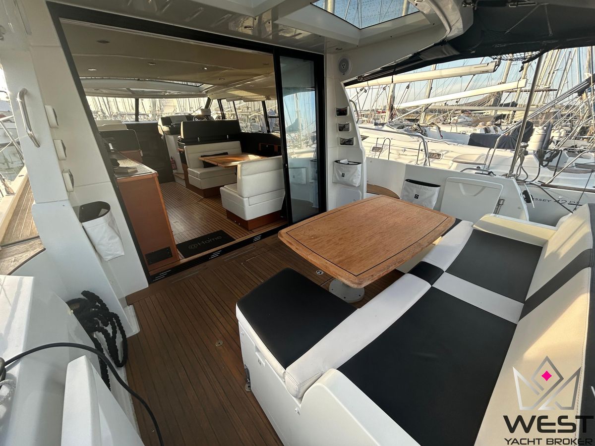 2013 Jeanneau 45 