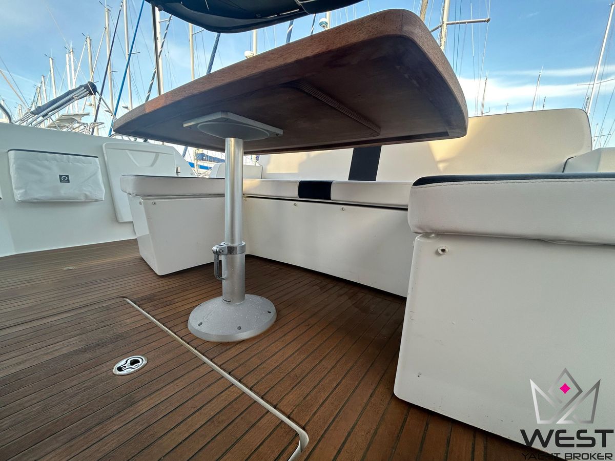 2013 Jeanneau 45 