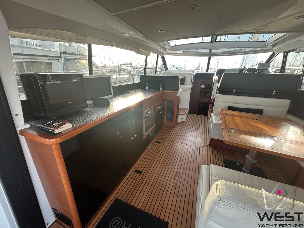 2013 Jeanneau 45 