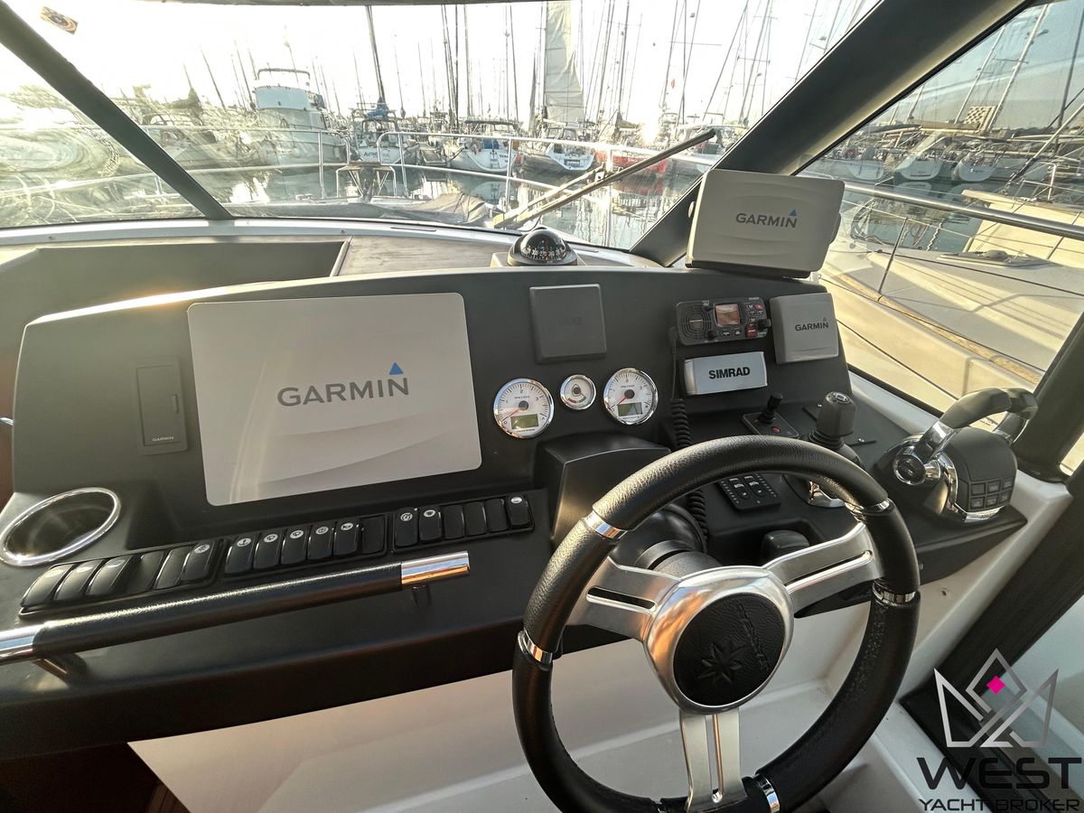 2013 Jeanneau 45 