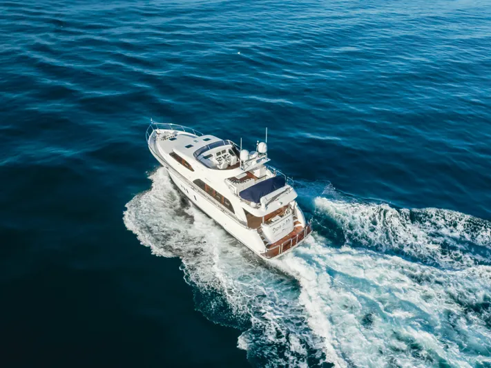 Suzie N Me Yacht Photos Pics 