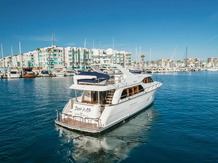 Suzie N Me Yacht Photos Pics 