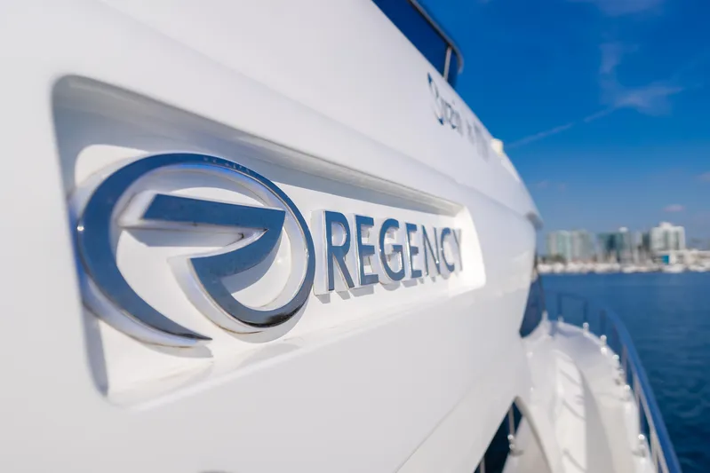 Suzie N Me Yacht Photos Pics 