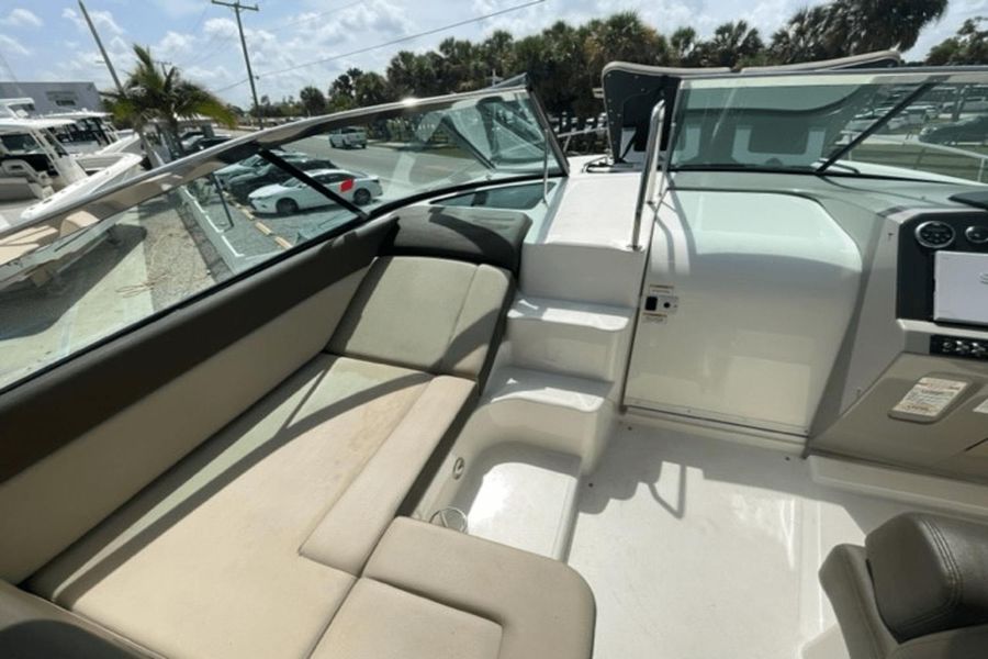 2014 Sea Ray 370 Venture