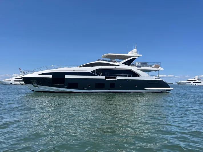 Mastermind Yacht Photos Pics 