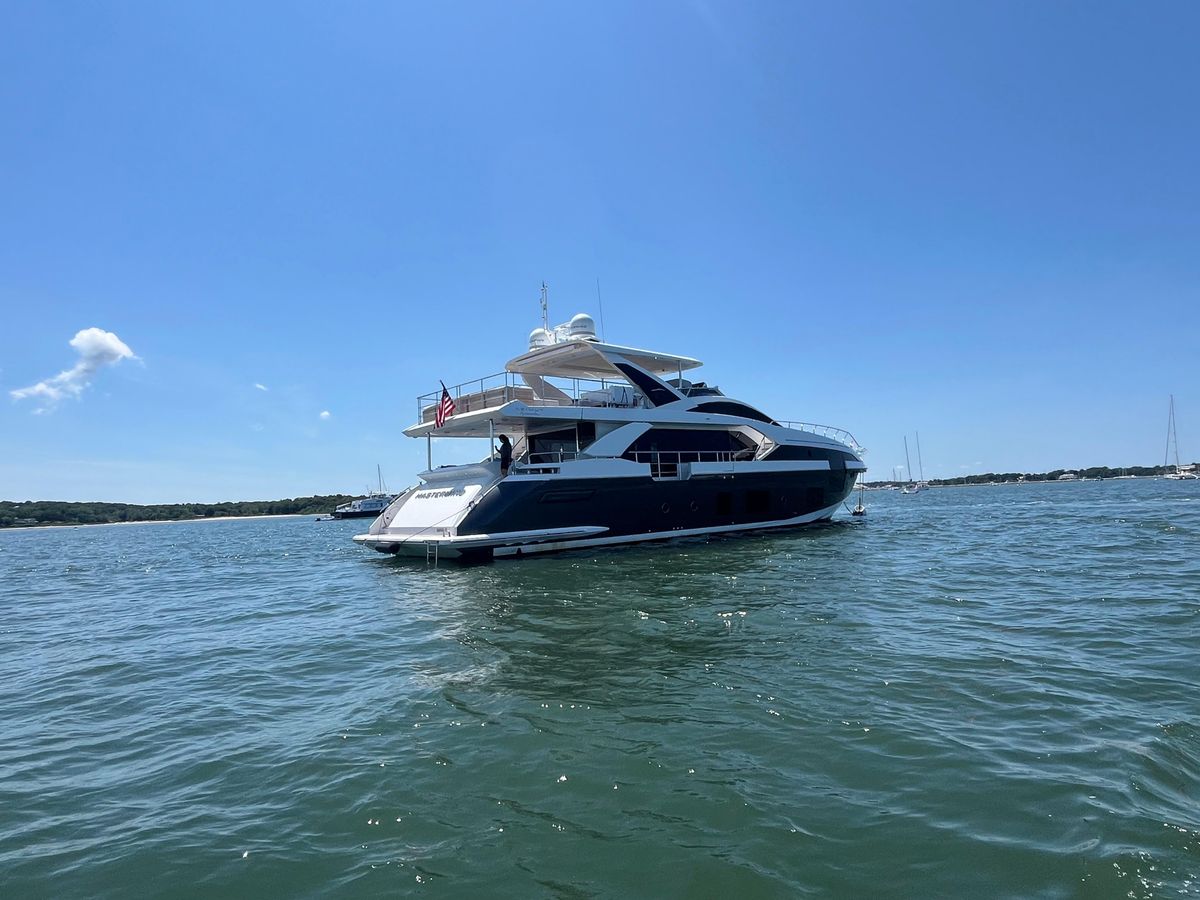 2019 Azimut 87 