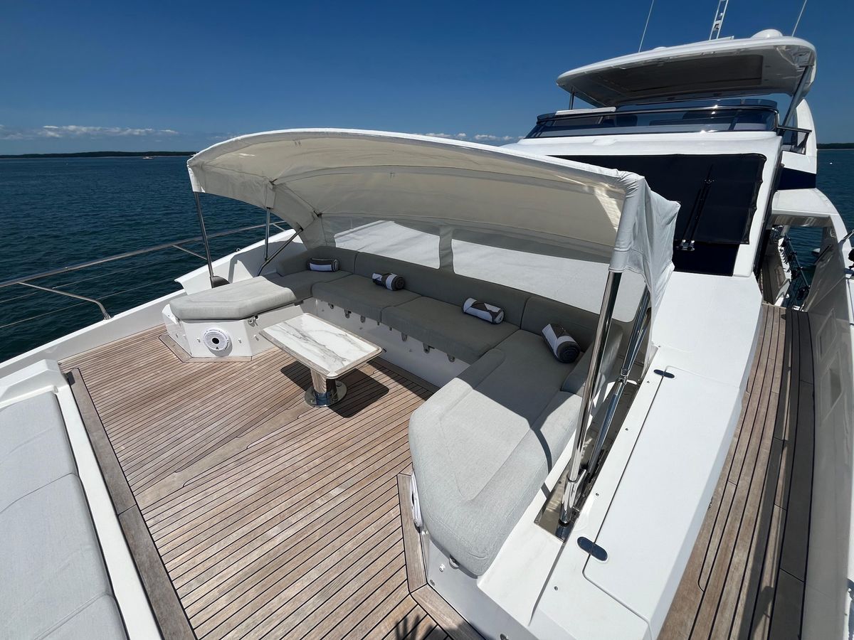 2019 Azimut 87 