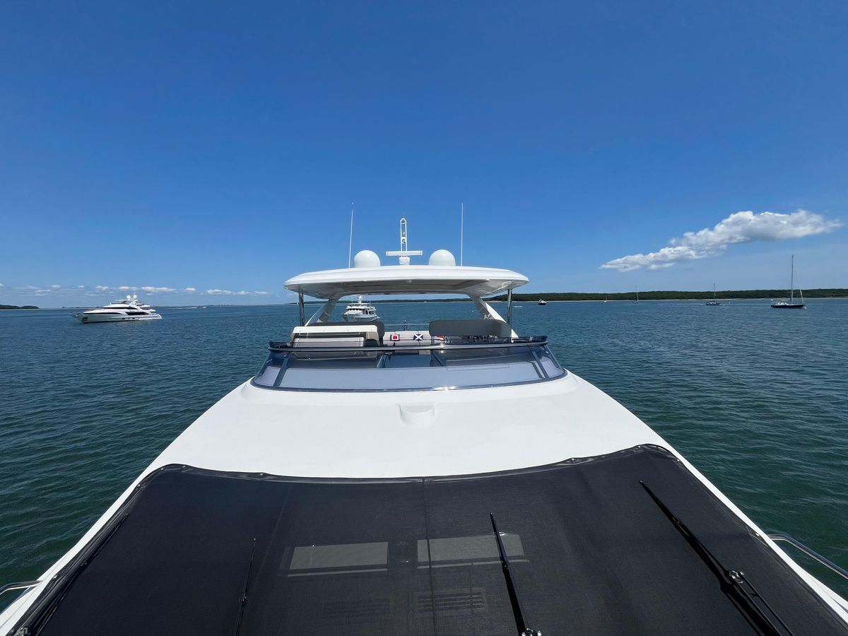 2019 Azimut 87 