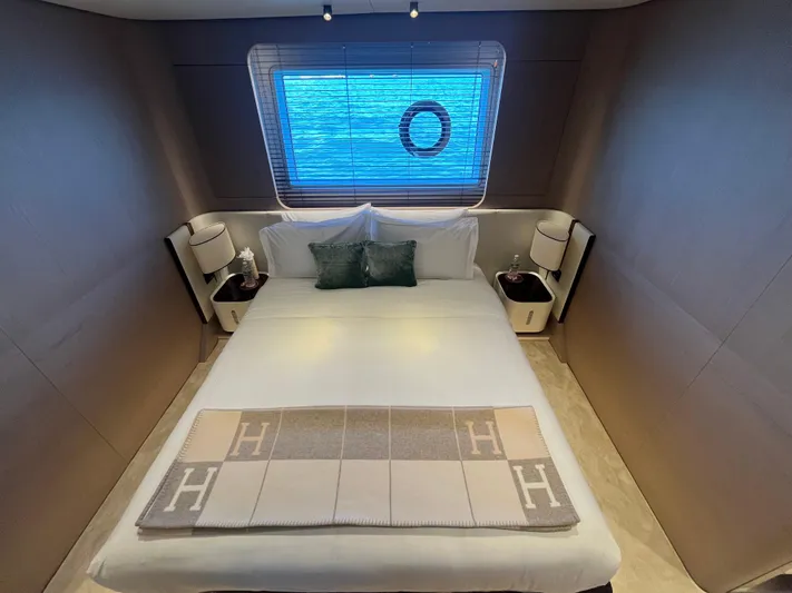 Mastermind Yacht Photos Pics 