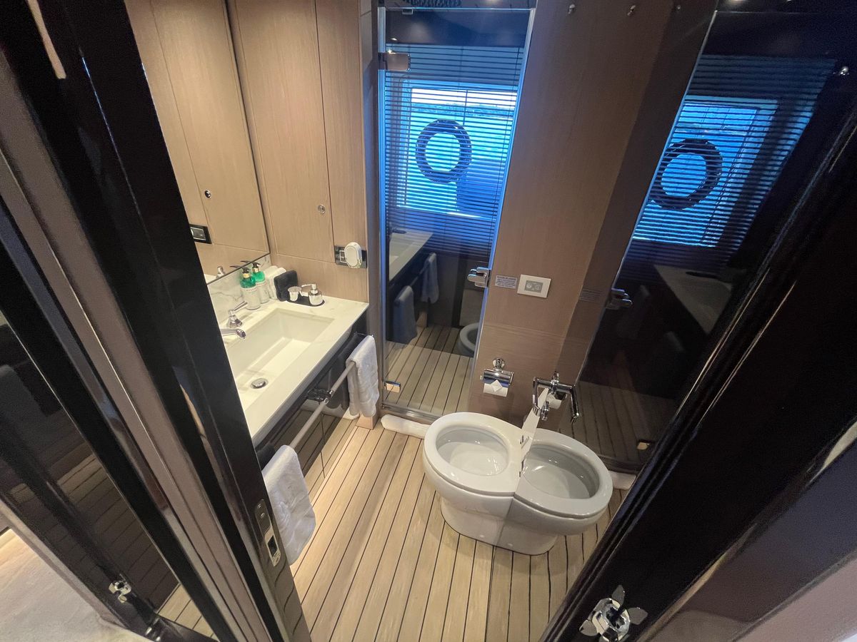 2019 Azimut 87 