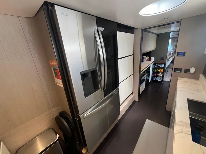 Mastermind Yacht Photos Pics 