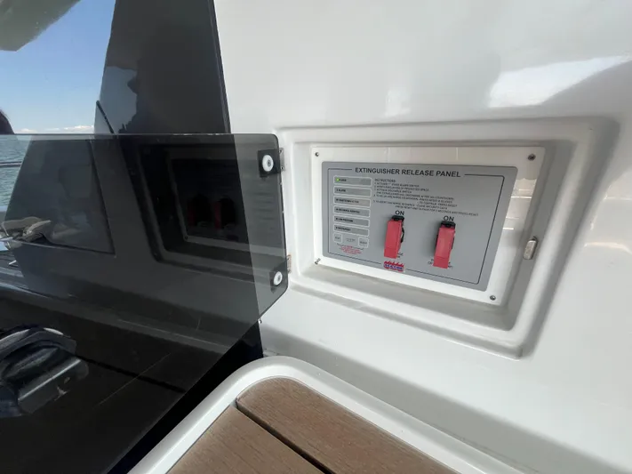 Mastermind Yacht Photos Pics 