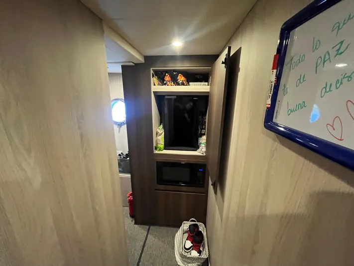 Mastermind Yacht Photos Pics 