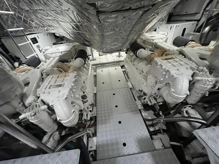 Mastermind Yacht Photos Pics 