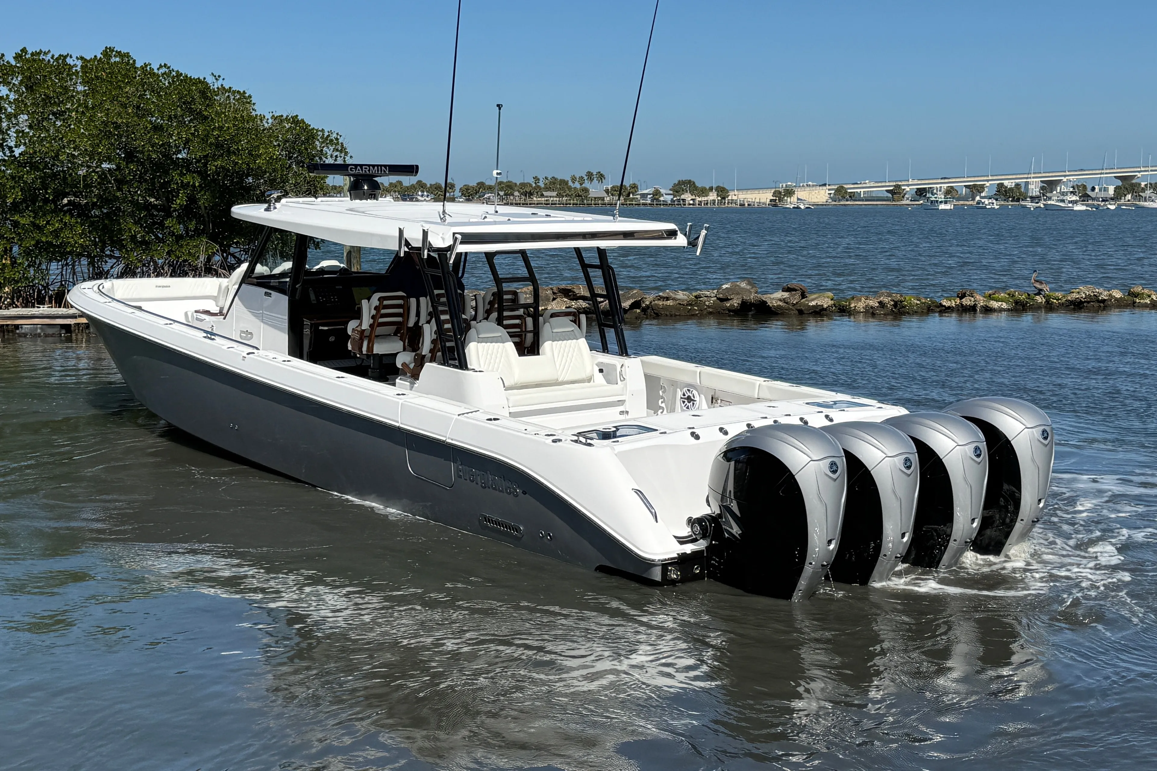 2026 EVERGLADES 455 CC - Image 5