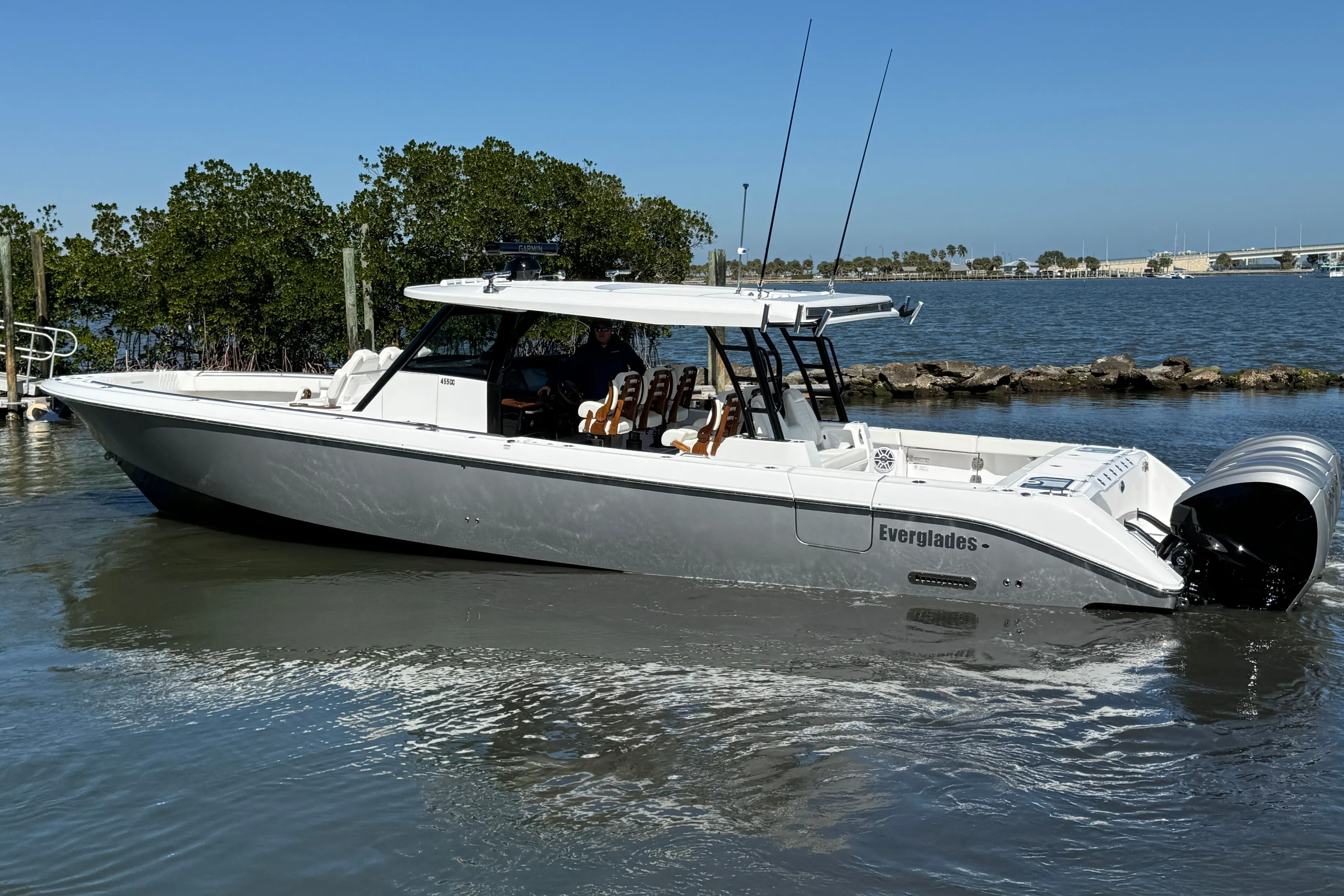 2026 EVERGLADES 455 CC - Image 2