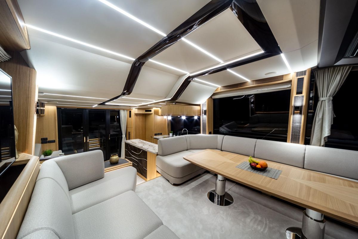 2020 Galeon 72 