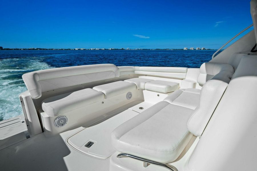 2009 Tiara Yachts 4300 Sovran