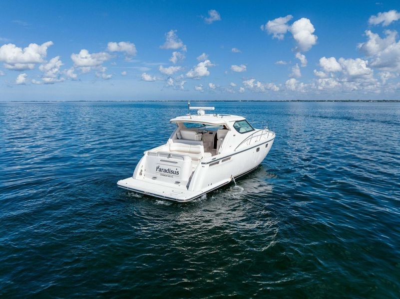 2009 Tiara Yachts 4300 Sovran