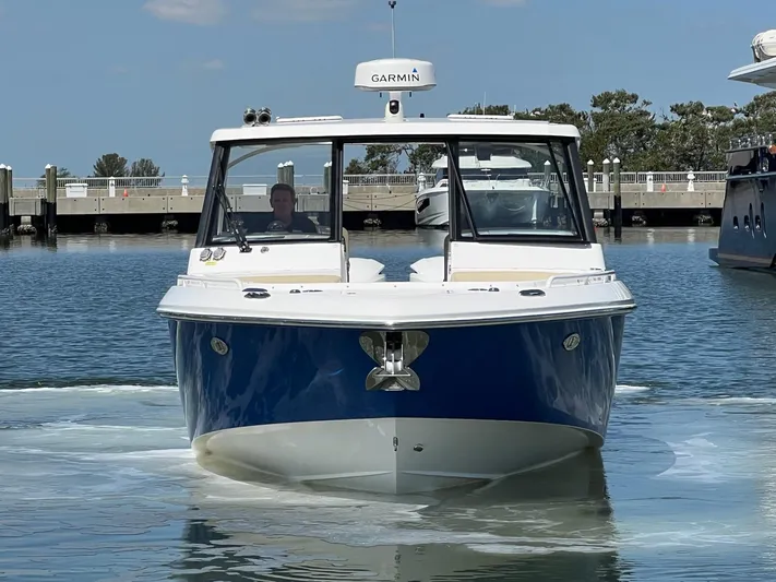  Yacht Photos Pics 2019 Everglades 340 Dual Console