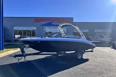 Yamaha Boats 195S