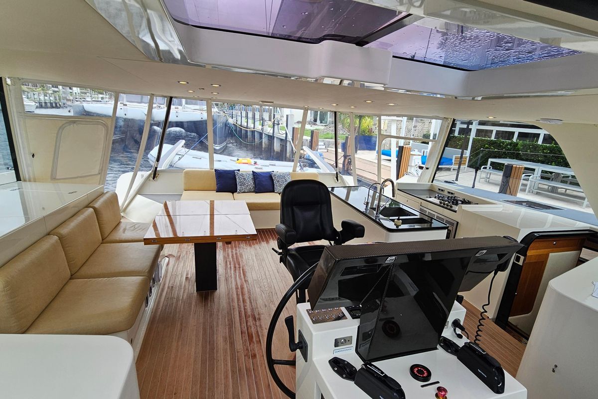 2014 Gunboat 55 