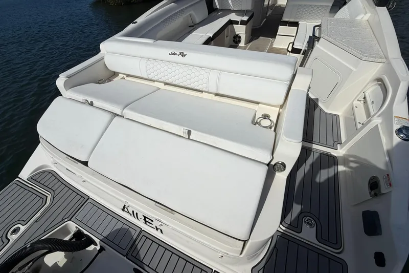  Yacht Photos Pics 2020 Sea Ray SDX 290 Outboard boat interior with white seating and deck.